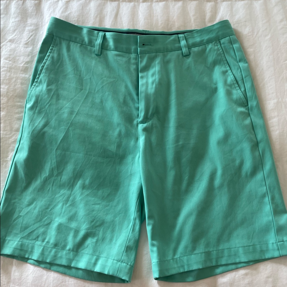 Turquoise Vineyard Vines Links Shorts (Golf shorts)